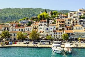 Turkish Investors Flock to Greece Golden Visa