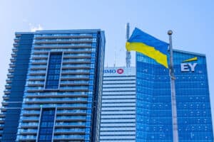 Ukrainians In Canada Getting Legal Help Through Trilingual Hotline
