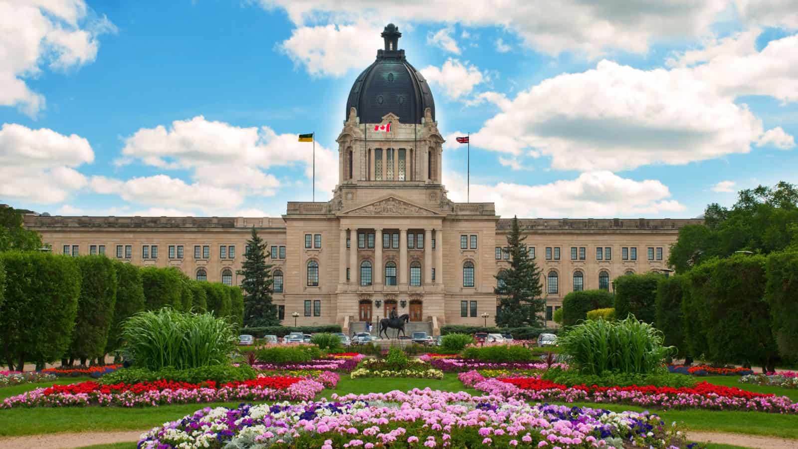 Saskatchewan Introduces New Immigration Services Act