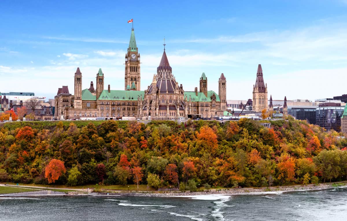 Ottawa Aims to Help Canada Employers Hire Visitors with Temporary Policy Change