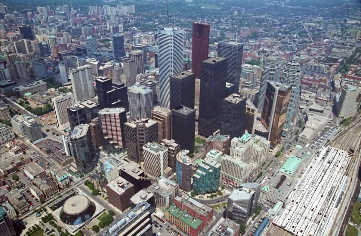 Canada Job Vacancies Rise Sharply To 581,600 As Quebec Accounts For 70% of Increase