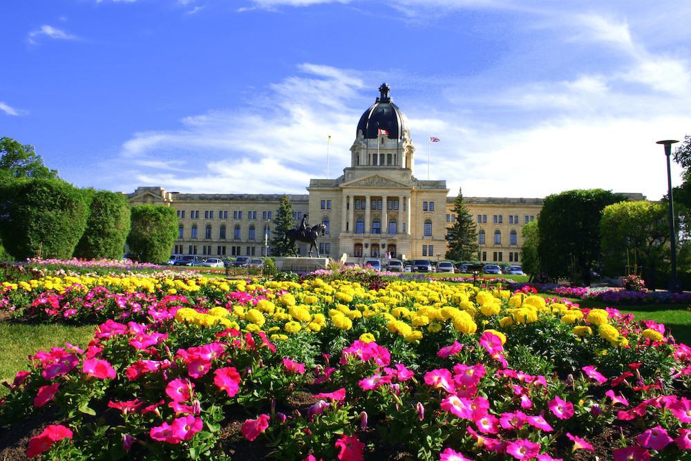Saskatchewan Immigration Invites 73 In New Entrepreneur Stream Draw