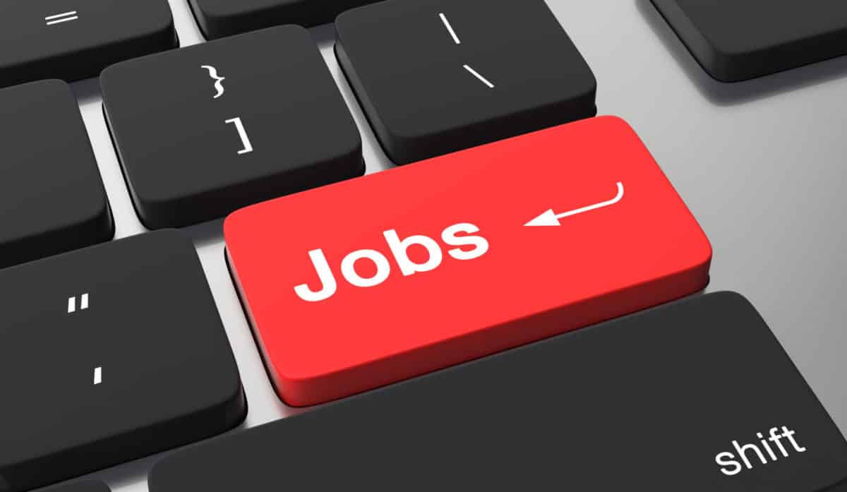 Canada Job Vacancies Still High In August But Economy Slowing Down