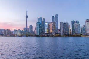 Established Immigrants Wealthier Than Canadian Counterparts, Study Shows